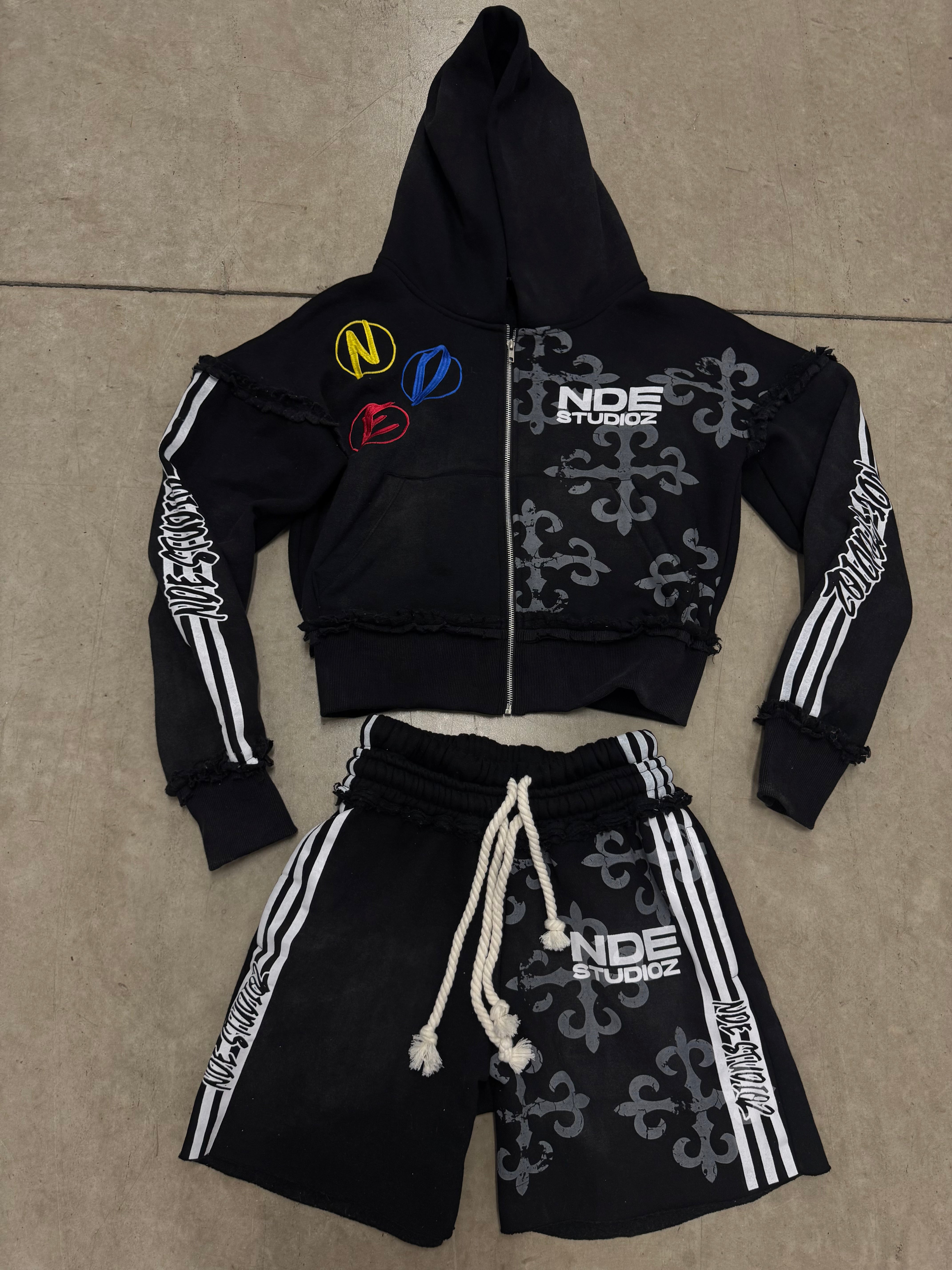 【S/Double】 Applique Zip Thru Hood ブラック SDouble Applique Zip Thru Hood - Black – Cheapskates